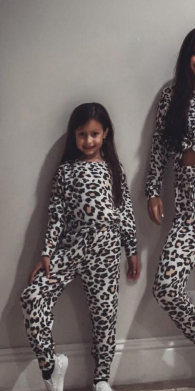 Toddler Leopard Lounge Set - Top and Joggers Photo two