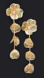 Metal Flower Fringe Earring