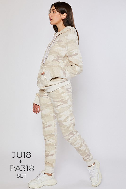Relaxed Fit Jogger - Beige Camo Photo four
