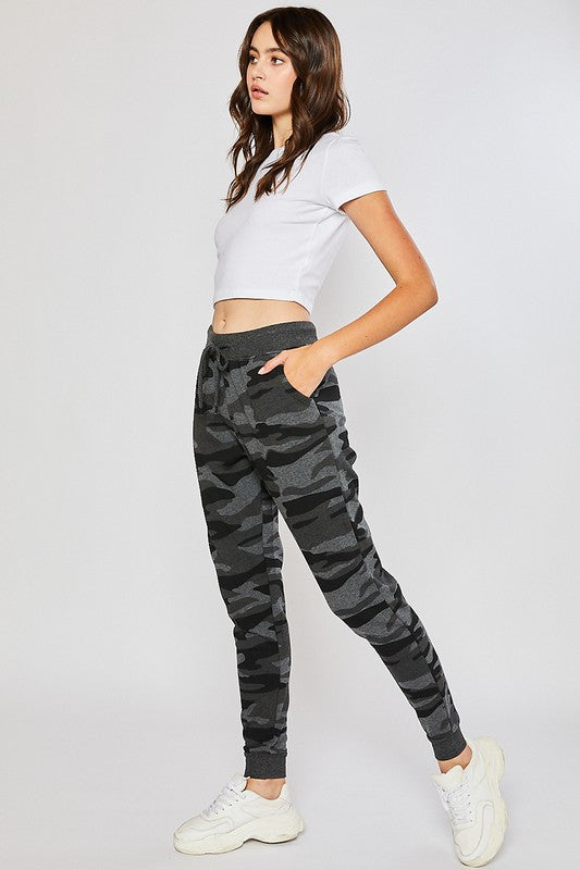 Relaxed Fit Jogger - Charcoal Camo Photo three