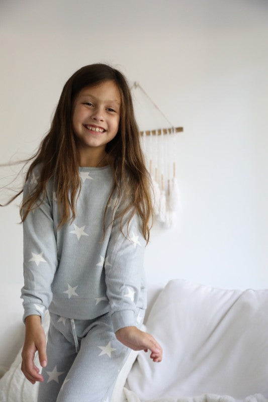 Kids Grey Star Lounge Set - Pullover & Joggers Photo four