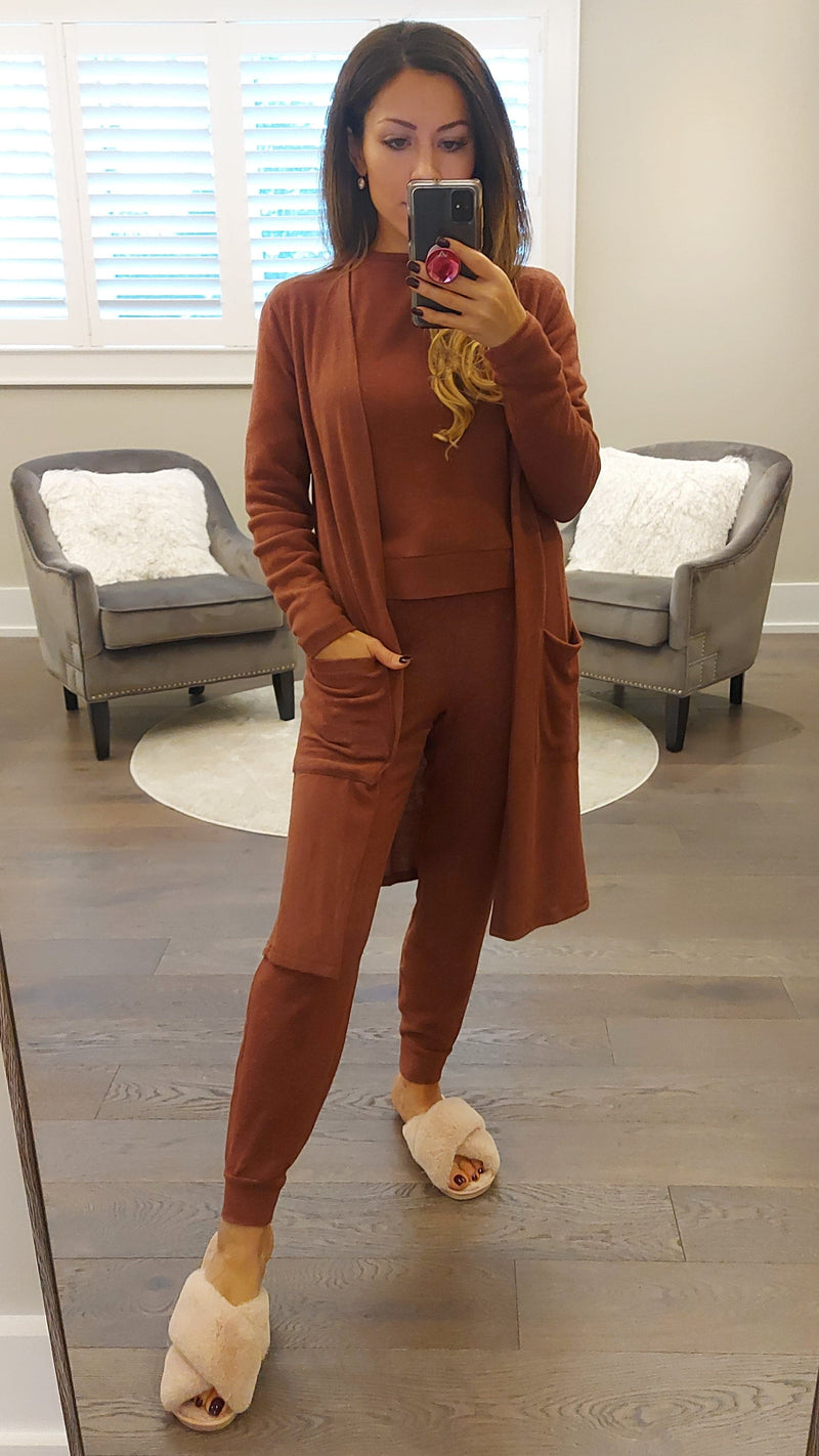 TRY-ON // COZY LOUNGE SET — House of Dorough