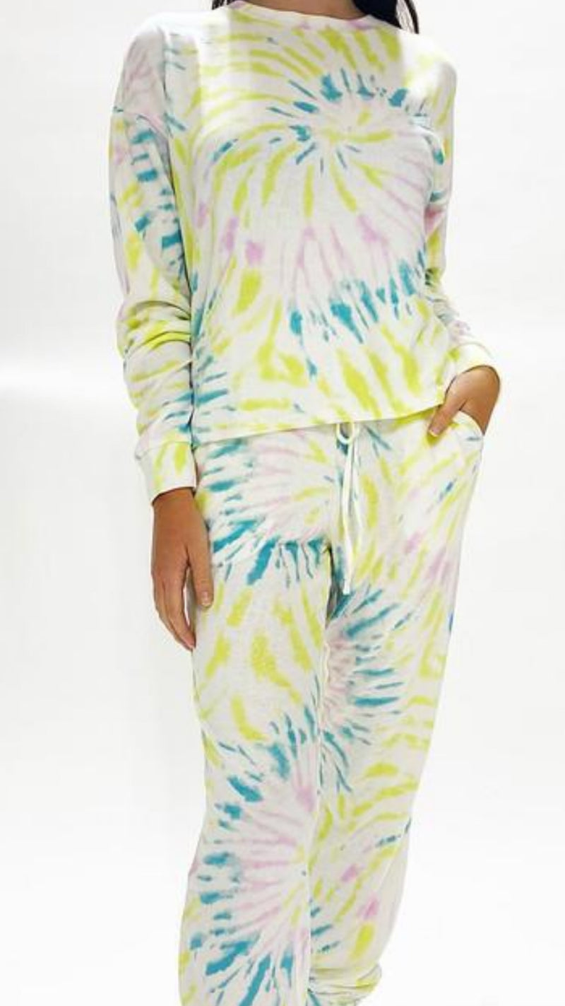 Lime Swirl Lounge Set - Top & Joggers Photo two